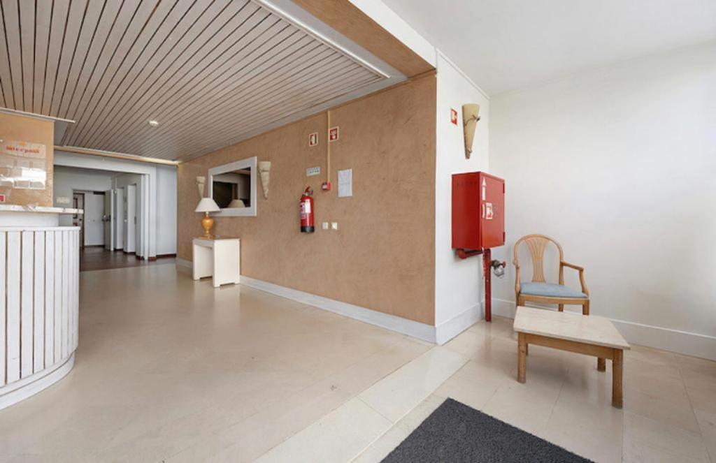 Cozy Apartment With Seaview 300M From The Beach Portimão Zewnętrze zdjęcie